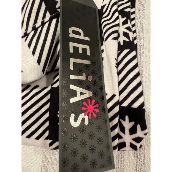 Delia's Snow Flake Black/White Pajama Set - Size Girls Junior Medium - Picture 9 of 11